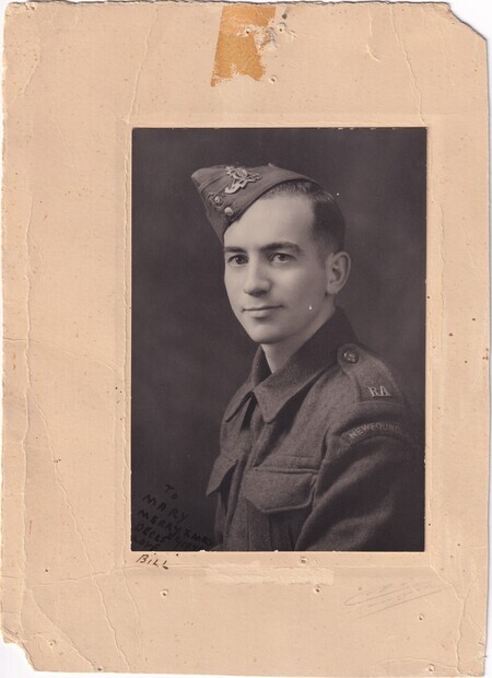 A portrait photo of W.I. (Bill) Hann wearing his army uniform